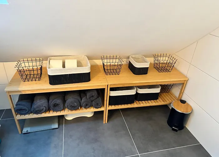 Modernes Apartment, Voll Eingerichtet Inkl Parkplatz Wlan