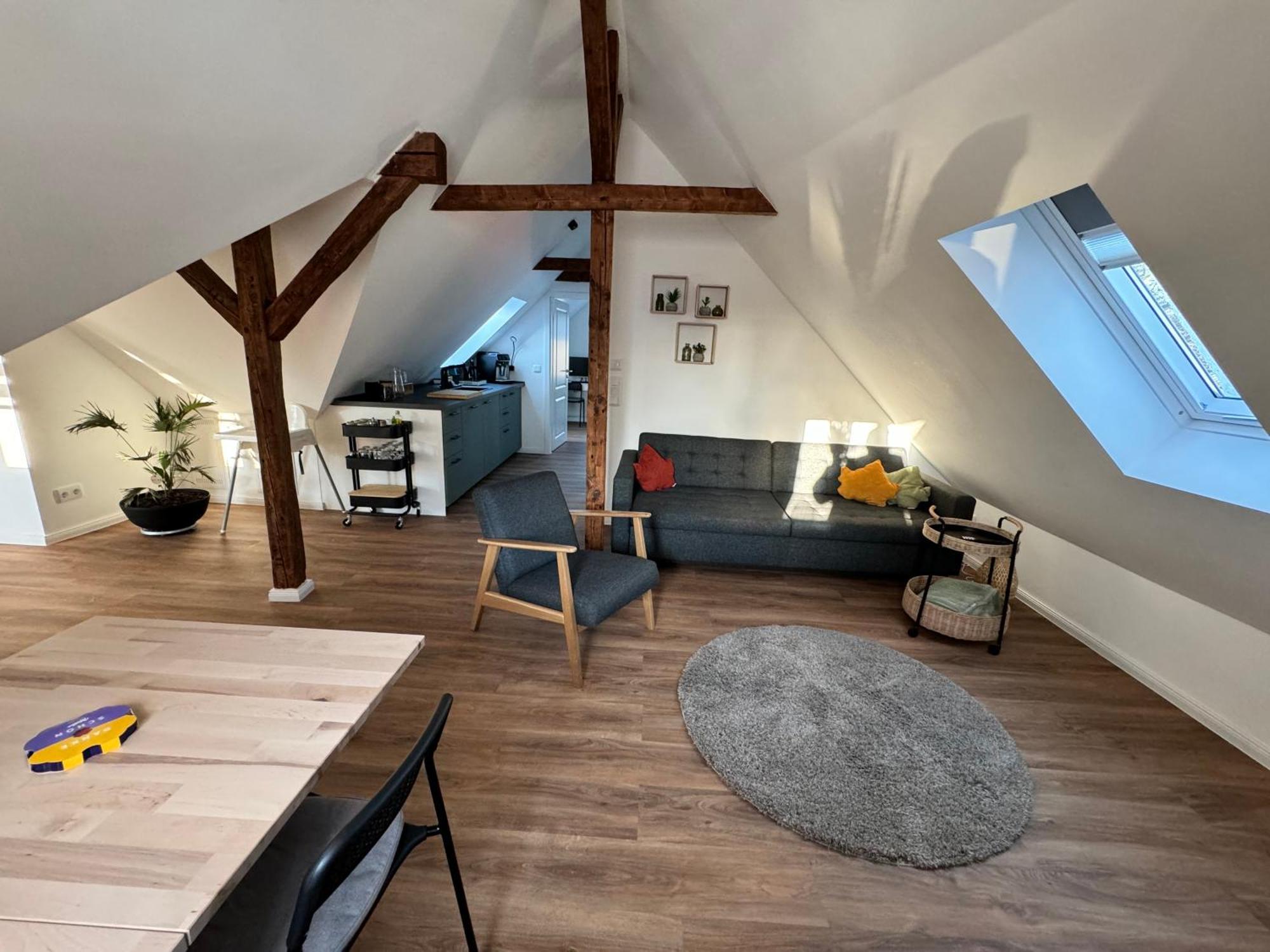 Modernes Apartment, Voll Eingerichtet Inkl Parkplatz Wlan BRE